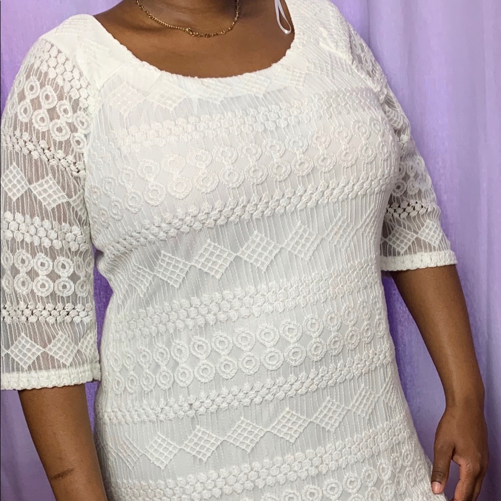 3/$20 Rabbit Design White Lace dress with lining.